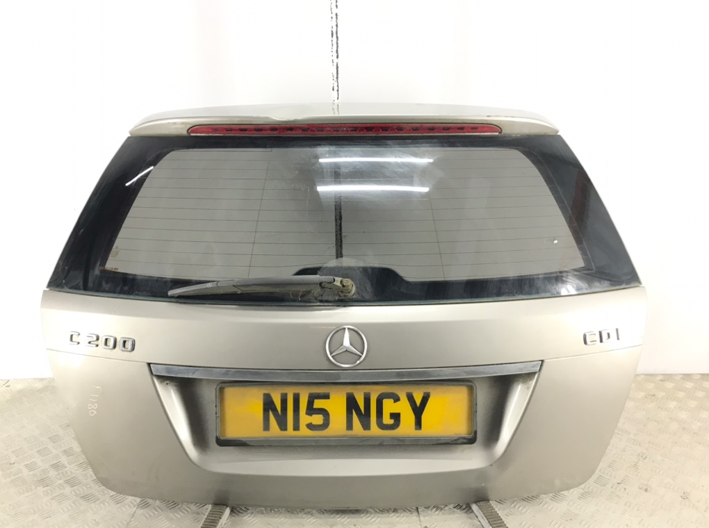 Крышка багажника для Mercedes C W204, 2009 г. 2.2 CDi дизель б/у