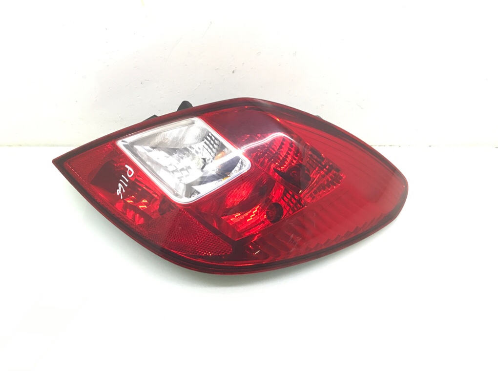Фонарь задний правый для Opel Corsa, 2010 г. 1.3 CDTi дизель б/у