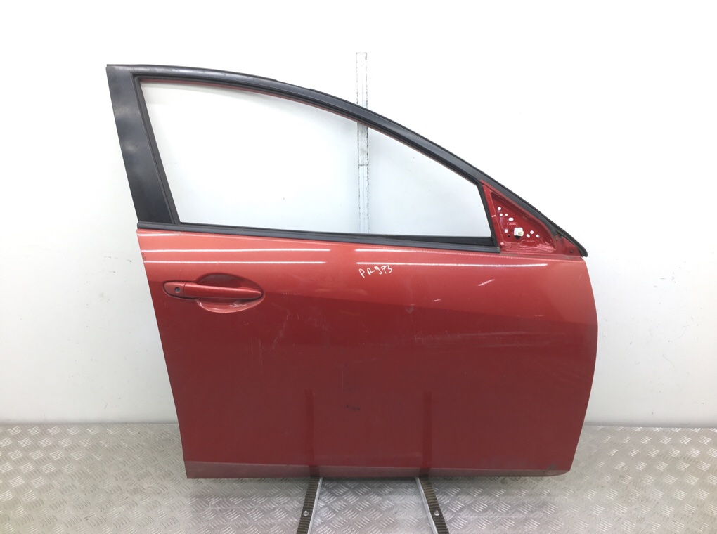 Дверь передняя правая для Mazda 3, 2010 г. 1.6 TD дизель б/у