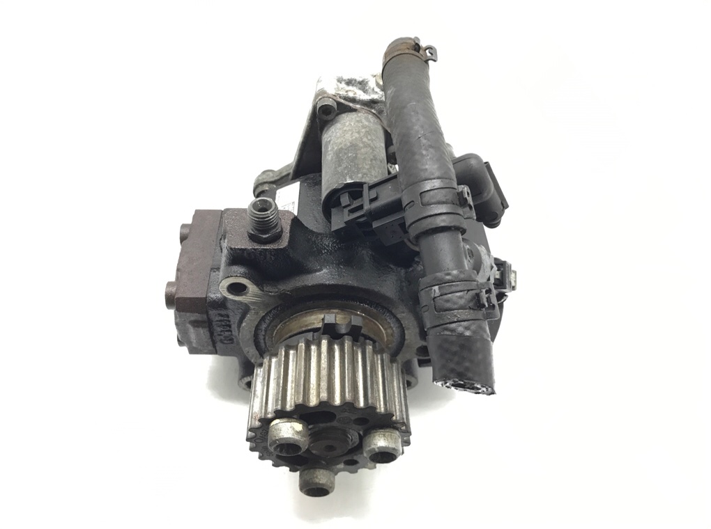 ТНВД для Volkswagen Passat, 2011 г. 1.6 TDi дизель б/у