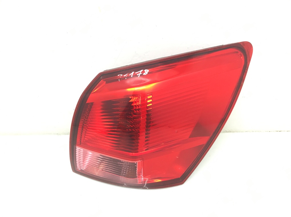Фонарь задний правый для Nissan Qashqai, 2008 г. 2.0 DCi дизель б/у
