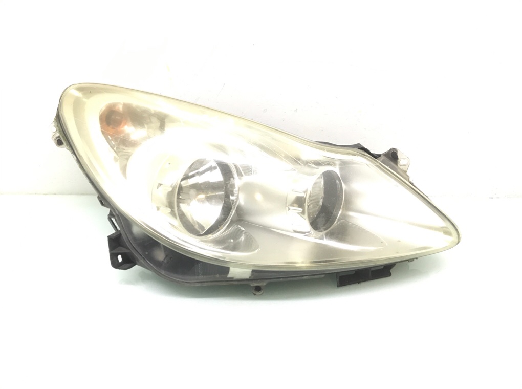 Фара правая для Opel Corsa, 2010 г. 1.2 i бензин б/у