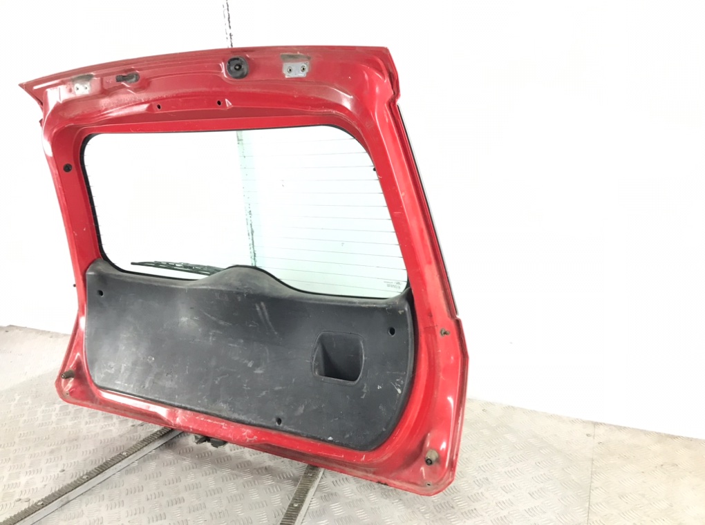 Крышка багажника для Ford Fiesta, 2005 г. 1.4 TDCi дизель б/у — фото 6