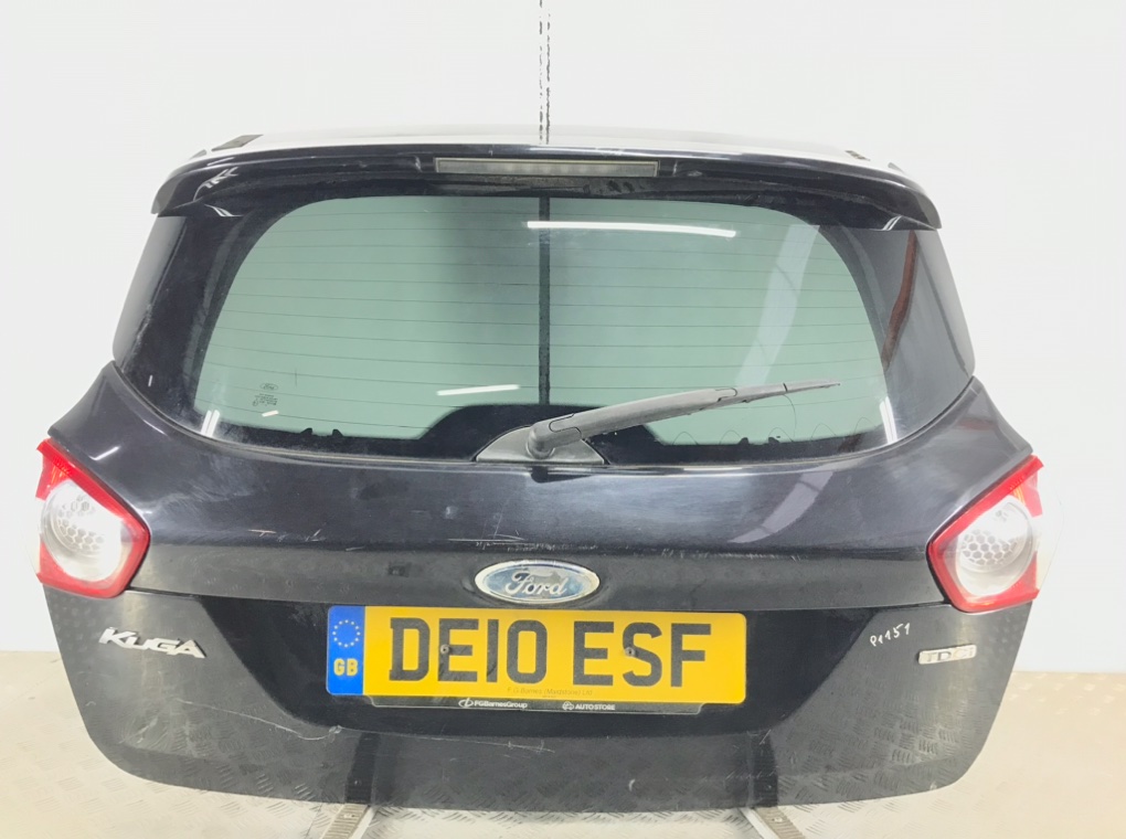 Крышка багажника для Ford Kuga, 2010 г. 2.0 TDCi дизель б/у