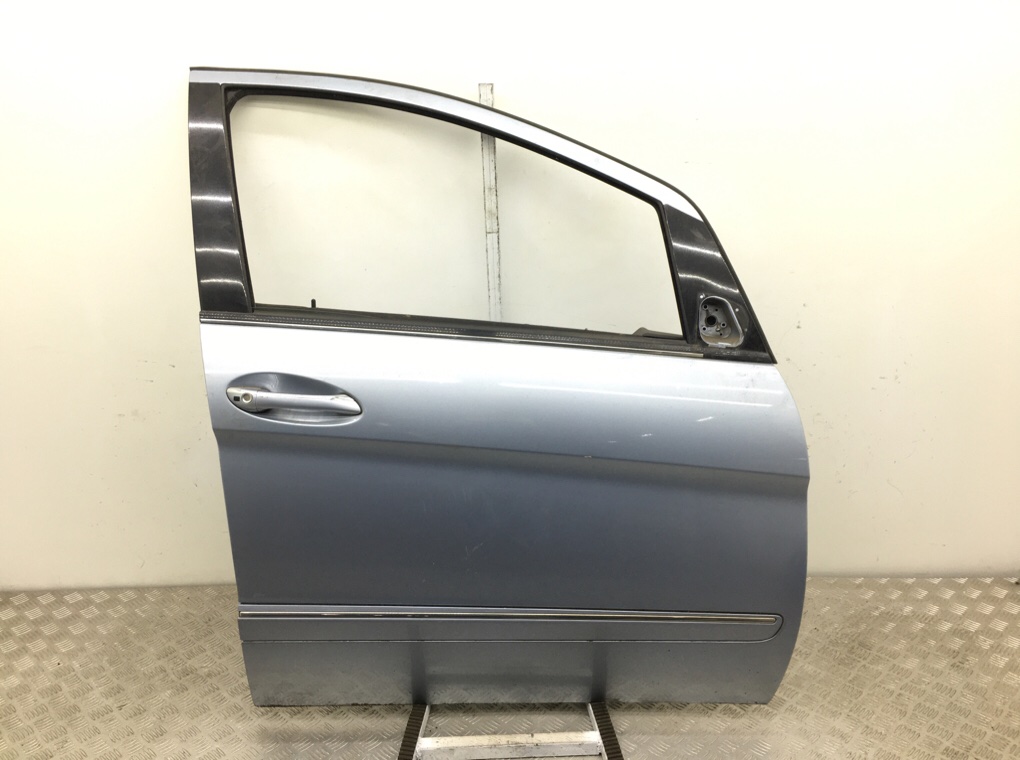 Дверь передняя правая для Mercedes B W245, 2008 г. 2.0 CDi дизель б/у