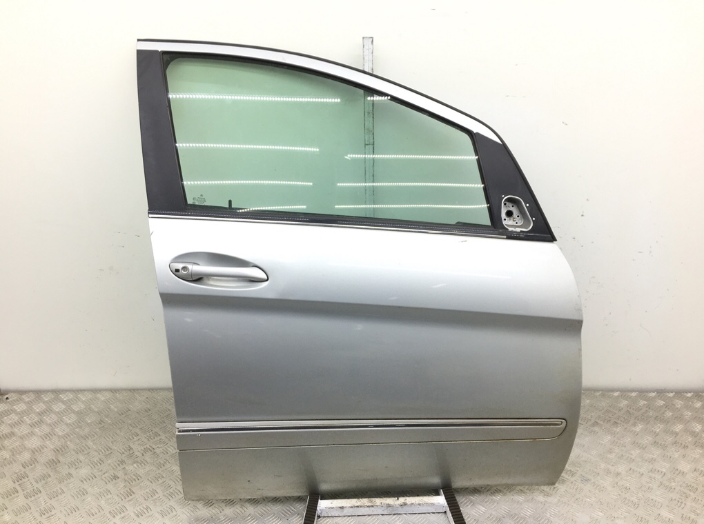 Дверь передняя правая для Mercedes B W245, 2009 г. 1.5 i бензин б/у