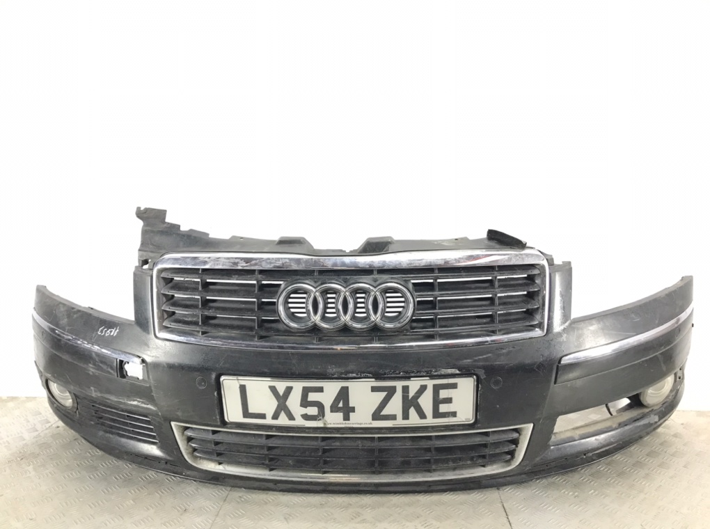 Бампер передний для Audi A8, 2004 г. 3.0 i бензин б/у