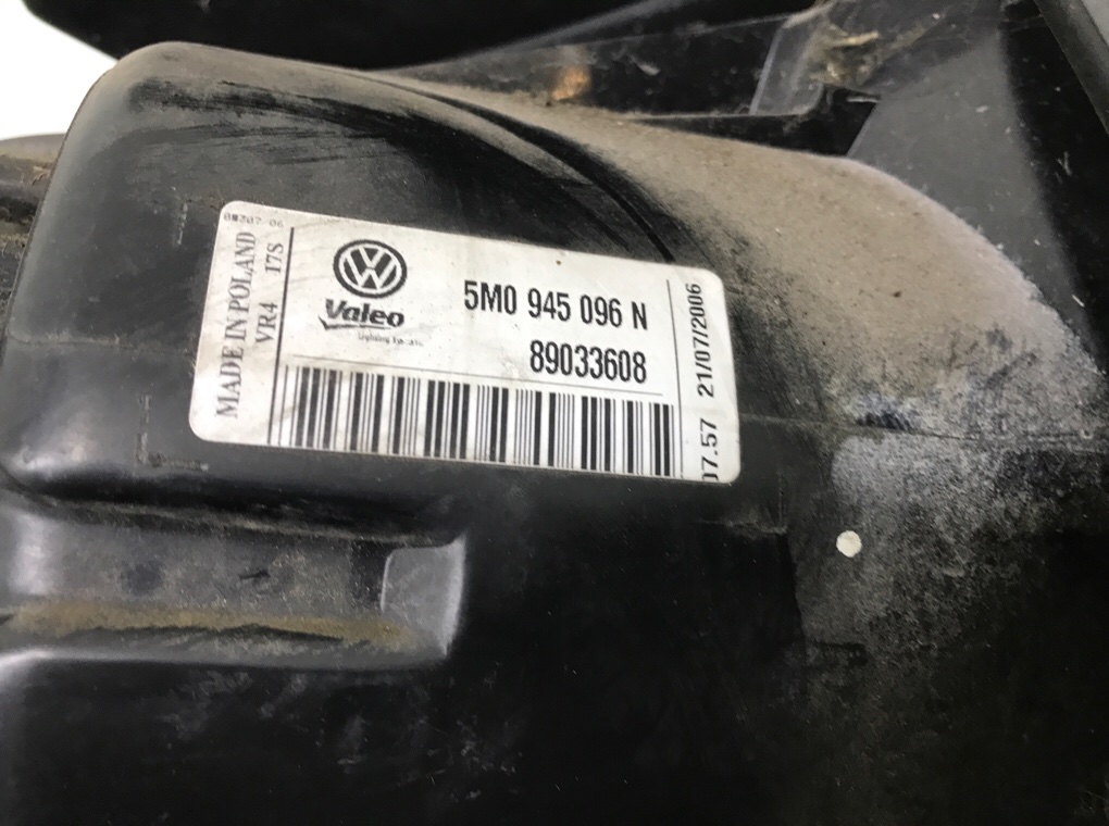 Фонарь задний правый для Volkswagen Golf Plus, 2006 г. 1.6 i бензин б/у — фото 5
