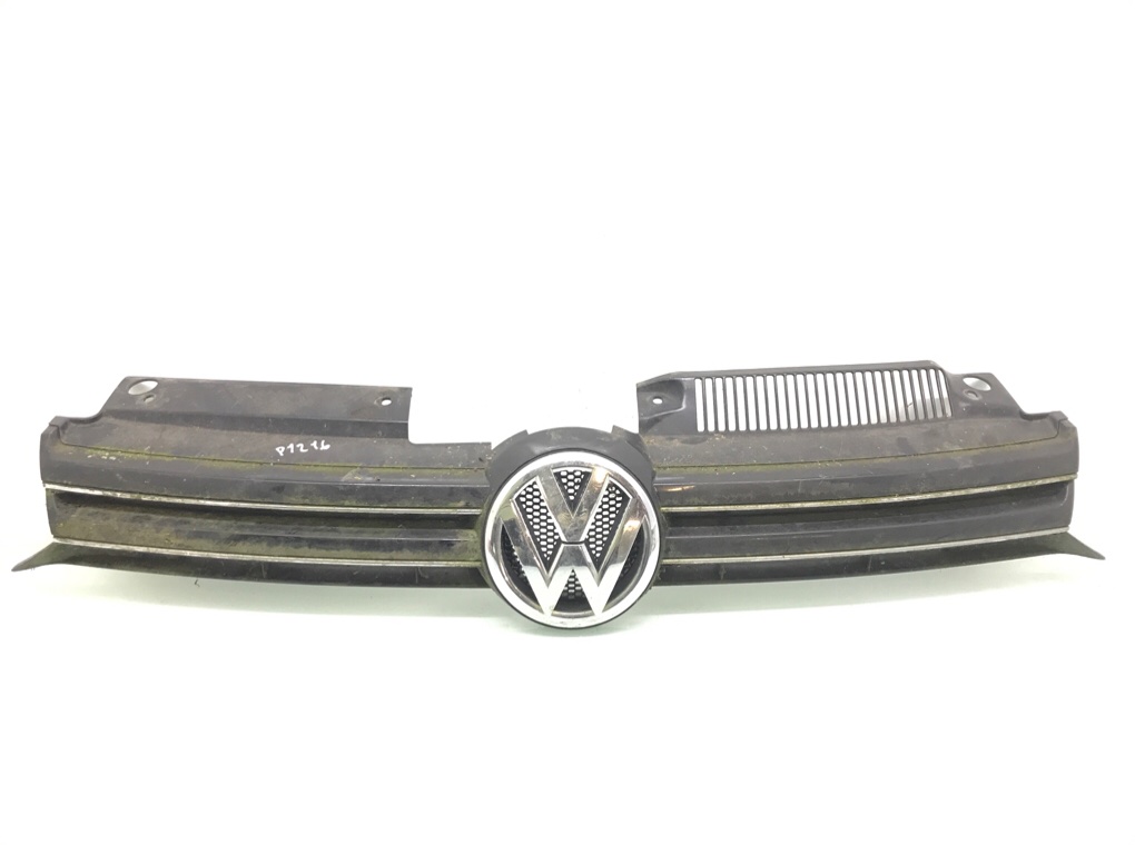 Решетка радиатора для Volkswagen Golf, 2012 г. 1.4 TSI бензин б/у