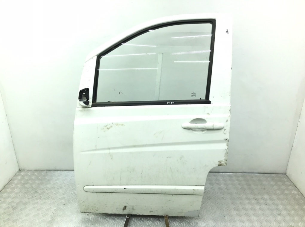 Дверь передняя левая для Mercedes Vito W639, 2004 г. 2.2 CDi дизель б/у