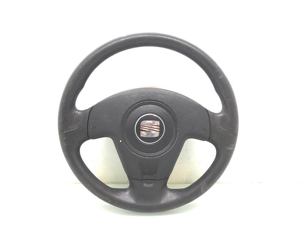 Руль для Seat Ibiza, 2006 г. 1.4 i бензин б/у