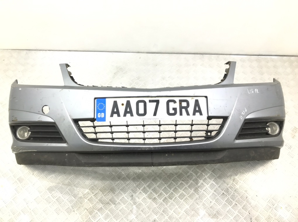 Бампер передний для Opel Vectra, 2007 г. 1.9 CDTi дизель б/у