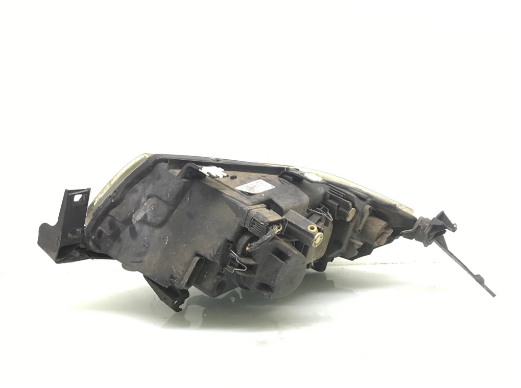 Фара правая для BMW 3 E90/E91/E92/E93, 2006 г. 2.0 TD дизель б/у — фото 2