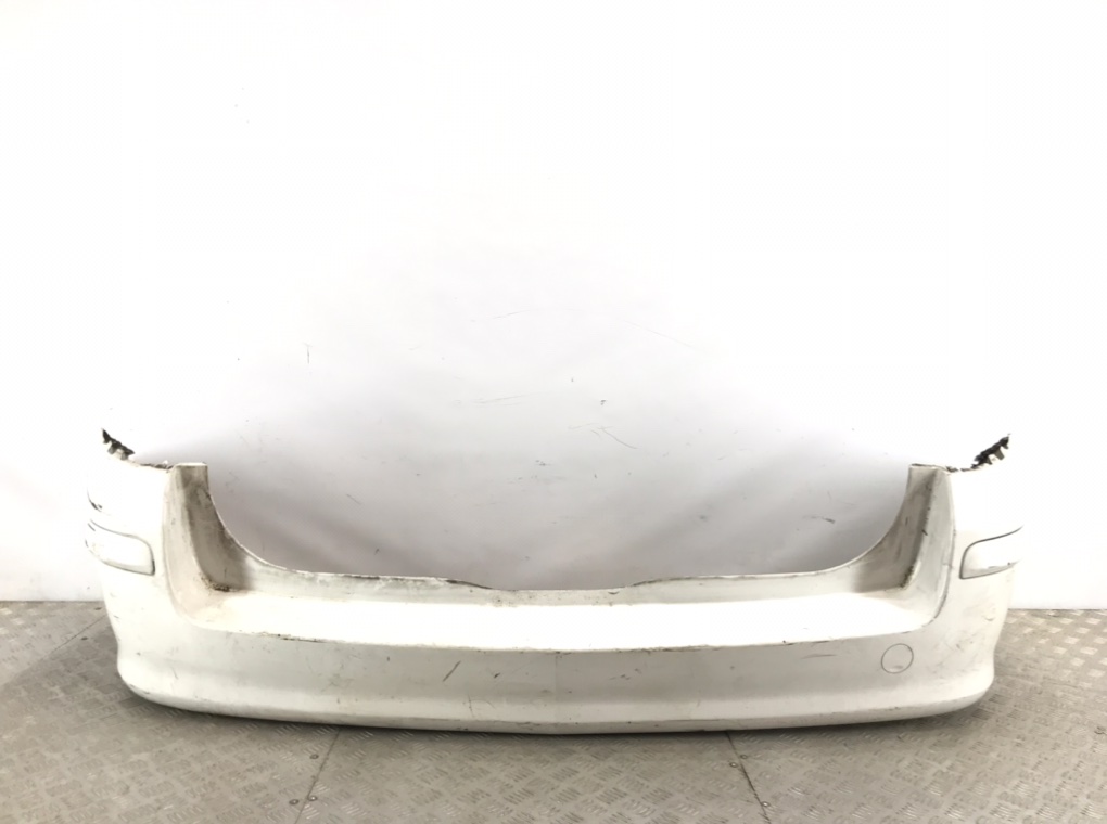 Бампер задний для Opel Astra, 2010 г. 1.7 CDTi дизель б/у