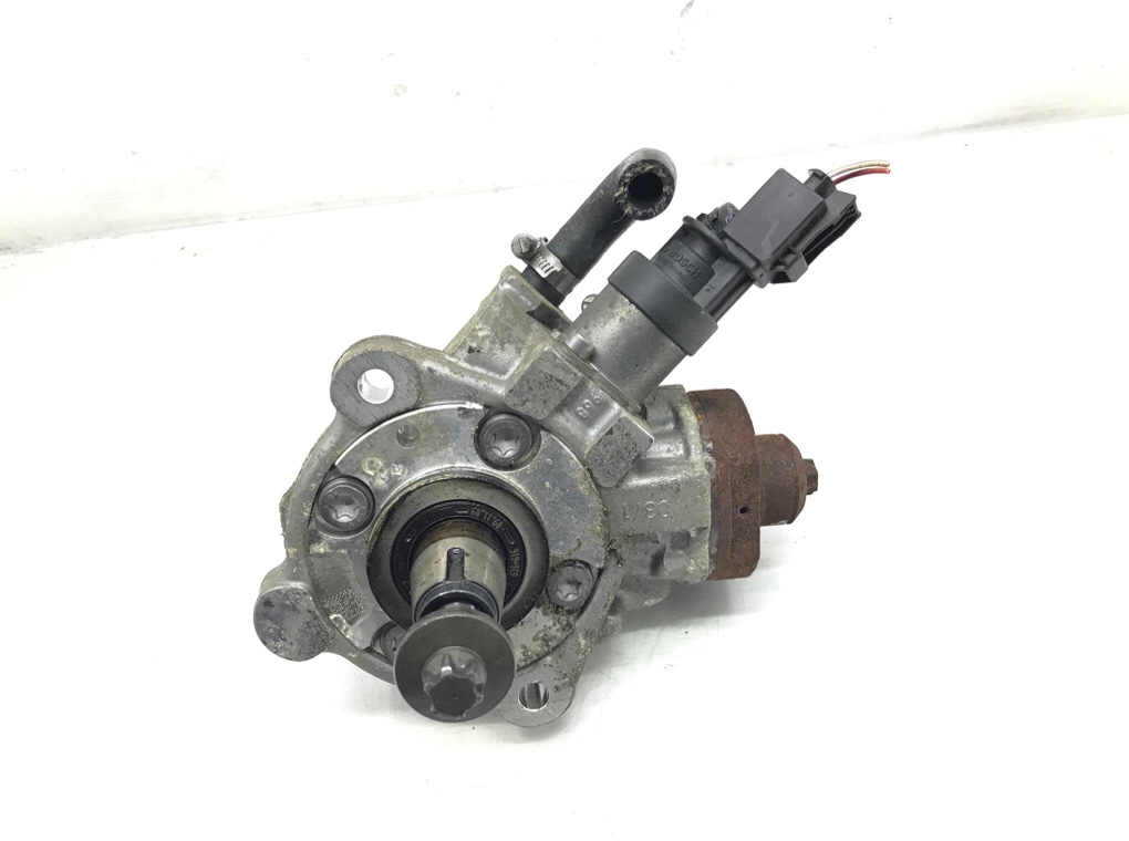 ТНВД для BMW 1 E87/E81/E82/E88, 2010 г. 2.0 TD дизель б/у