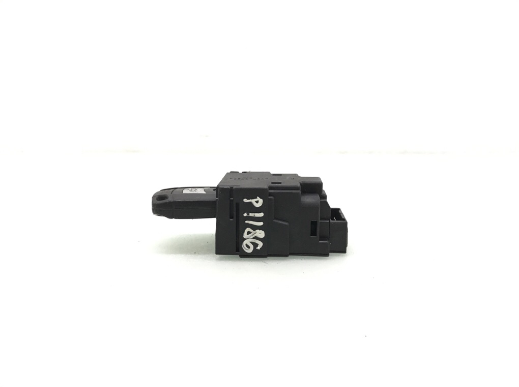 Замок зажигания для BMW 1 E87/E81/E82/E88, 2006 г. 2.0 TD дизель б/у — фото 3