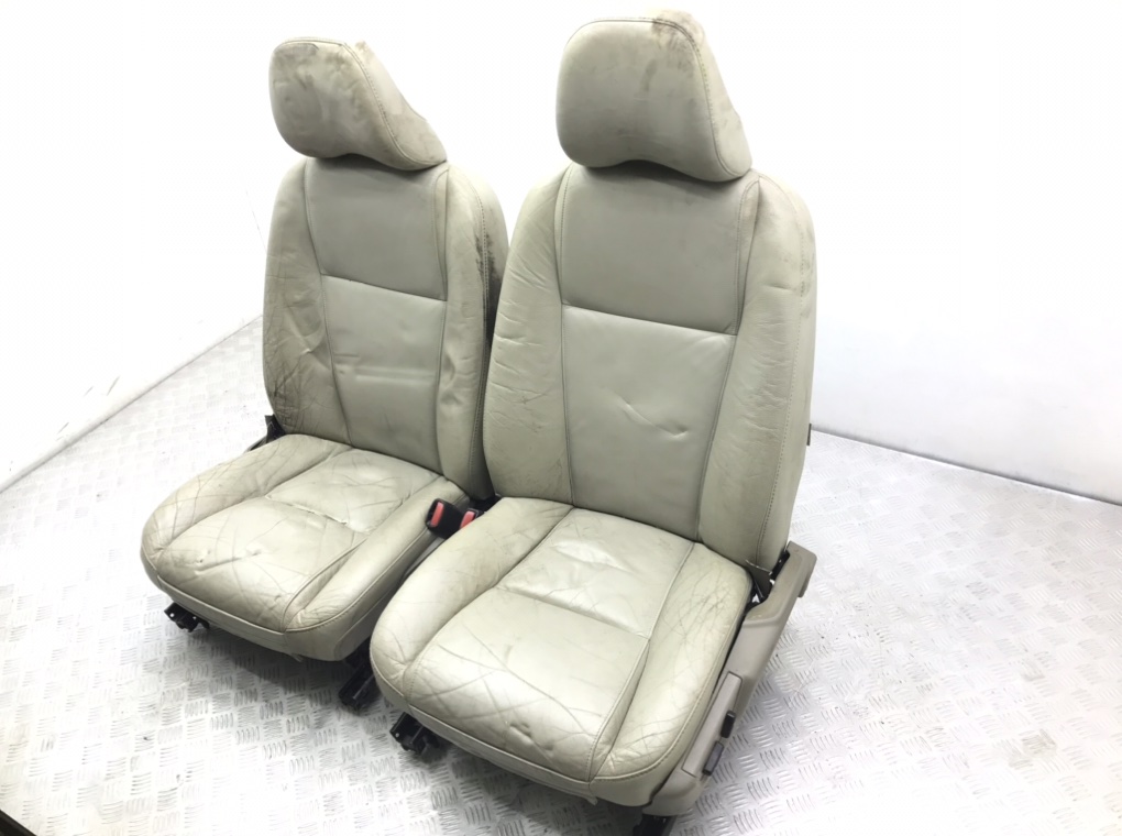 Салон (комплект сидений) для Volvo XC90, 2004 г. 2.4 D5 дизель б/у — фото 5