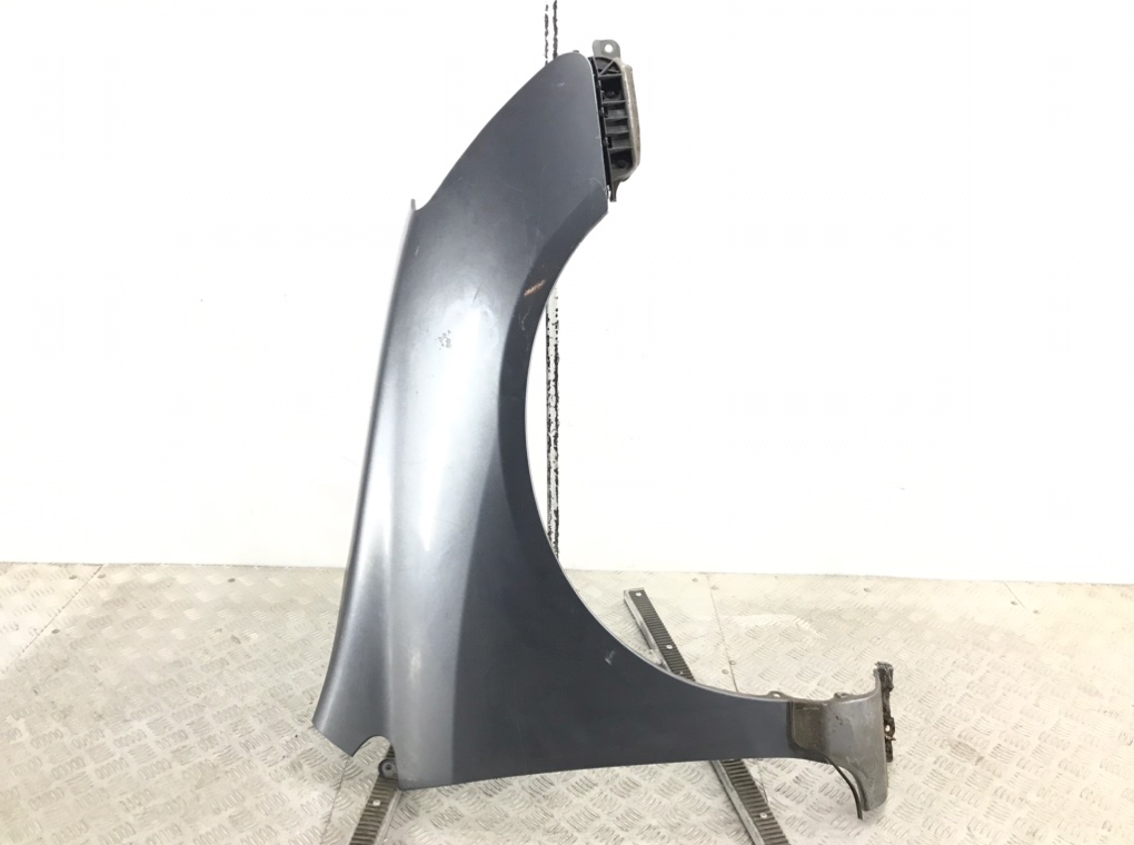 Крыло переднее правое для Honda Civic, 2005 г. 1.6 i бензин б/у
