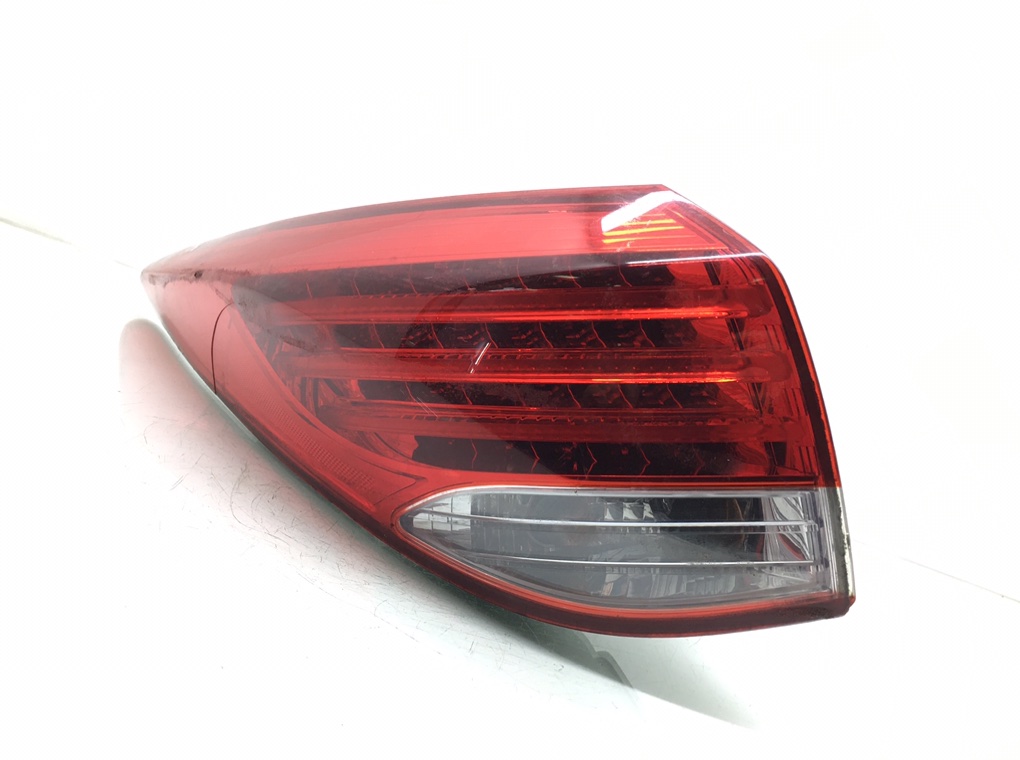 Фонарь задний левый для Hyundai i40, 2013 г. 1.7 CRDi дизель б/у