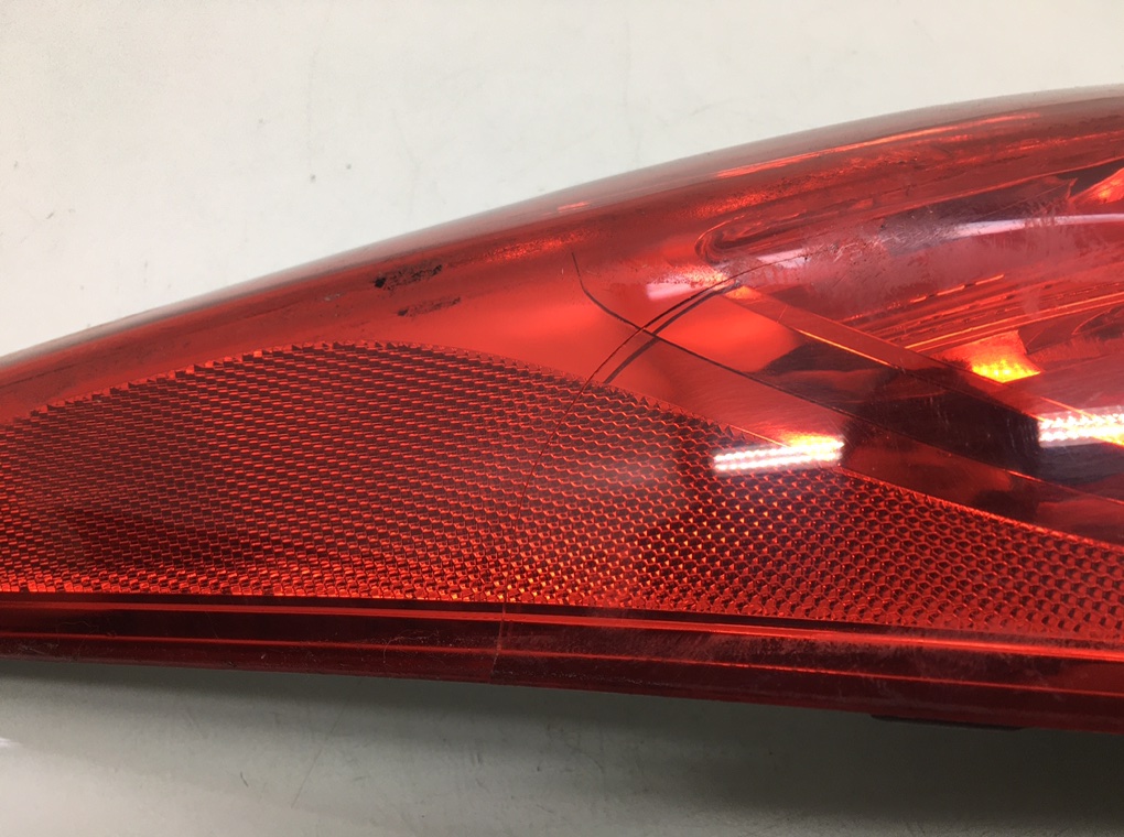 Фонарь задний левый для Hyundai i40, 2013 г. 1.7 CRDi дизель б/у — фото 3