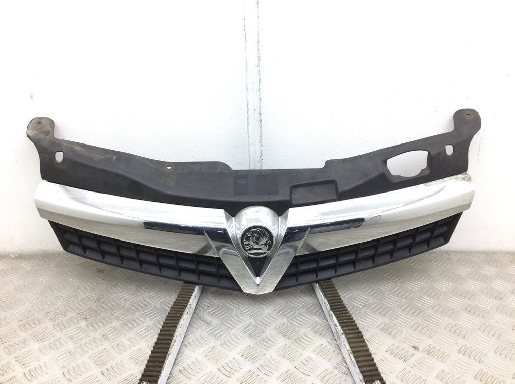 Решетка радиатора для Opel Astra, 2007 г. 1.4 i бензин б/у