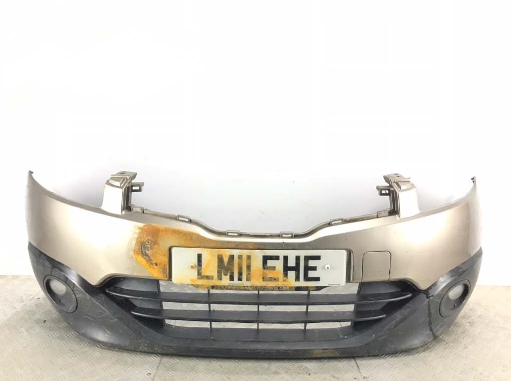 Бампер передний для Nissan Qashqai, 2011 г. 1.5 DCi дизель б/у