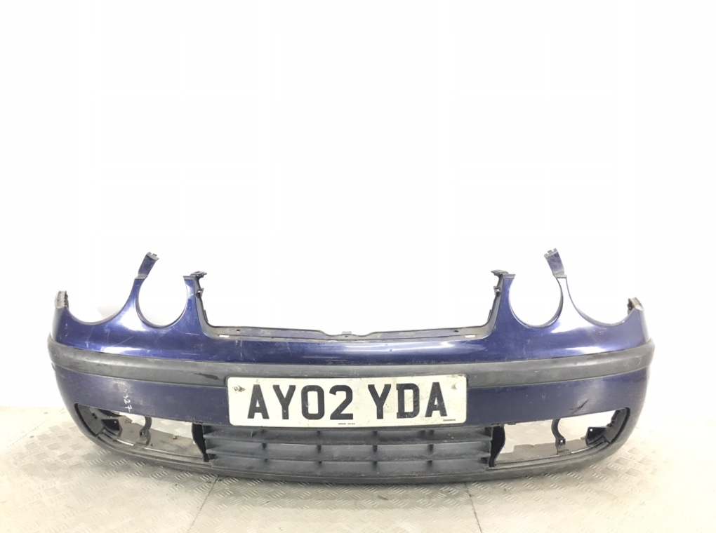 Бампер передний для Volkswagen Polo, 2002 г. 1.2 i бензин б/у