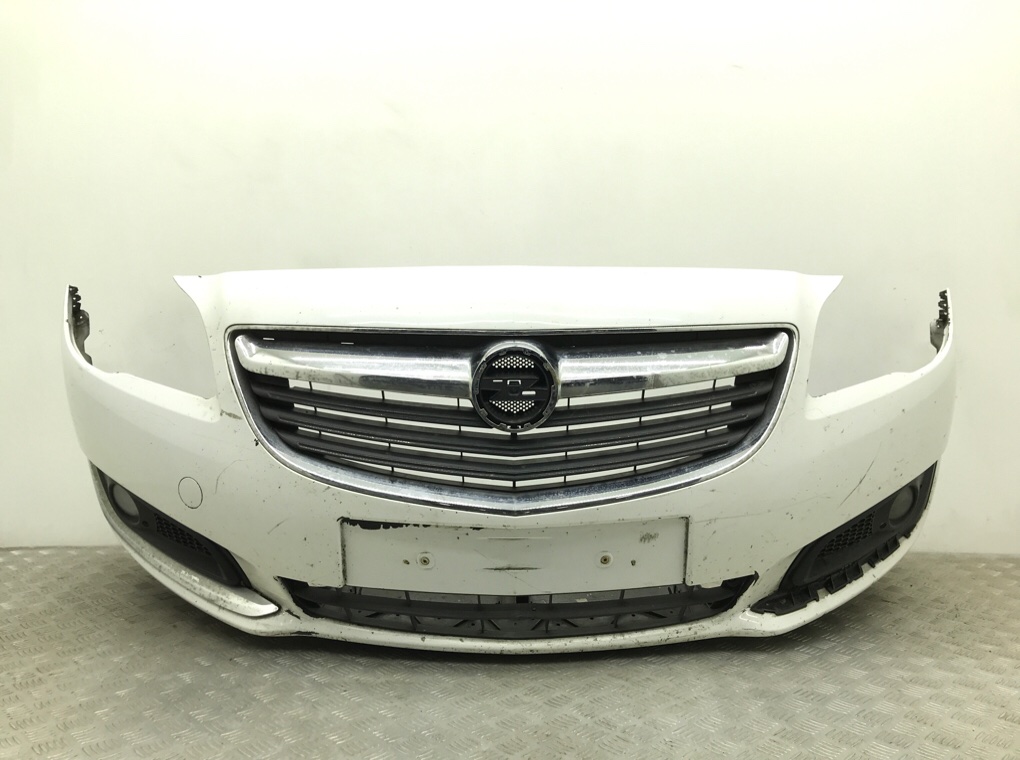 Бампер передний для Opel Insignia, 2016 г. 1.6 CDTi дизель б/у