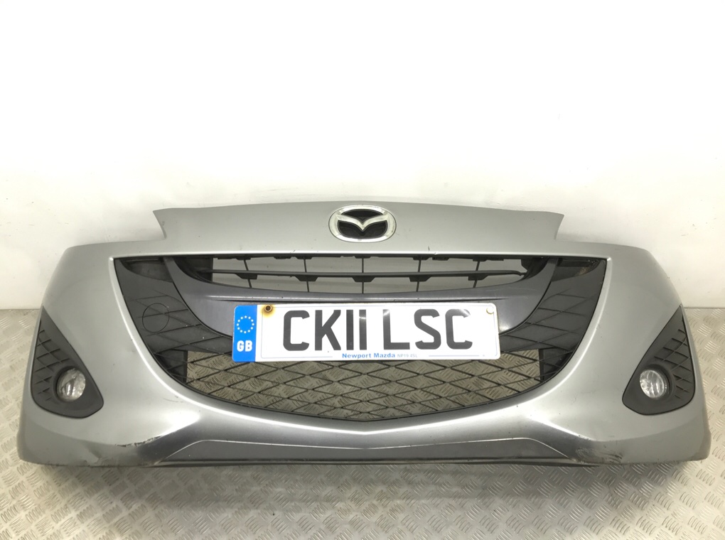 Бампер передний для Mazda 5, 2011 г. 1.6 TD дизель б/у