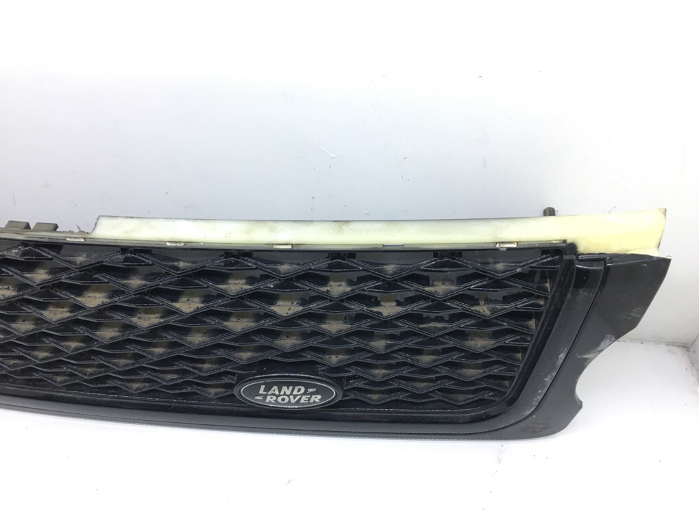 Решетка радиатора для Land Rover Range Rover Sport, 2006 г. 2.7 TD дизель б/у — фото 2