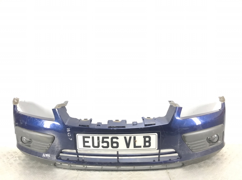 Бампер передний для Ford Focus, 2006 г. 1.6 i бензин б/у