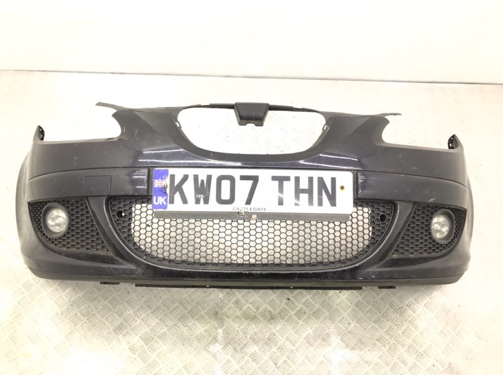 Бампер передний для Seat Altea, 2007 г. 2.0 TDi дизель б/у