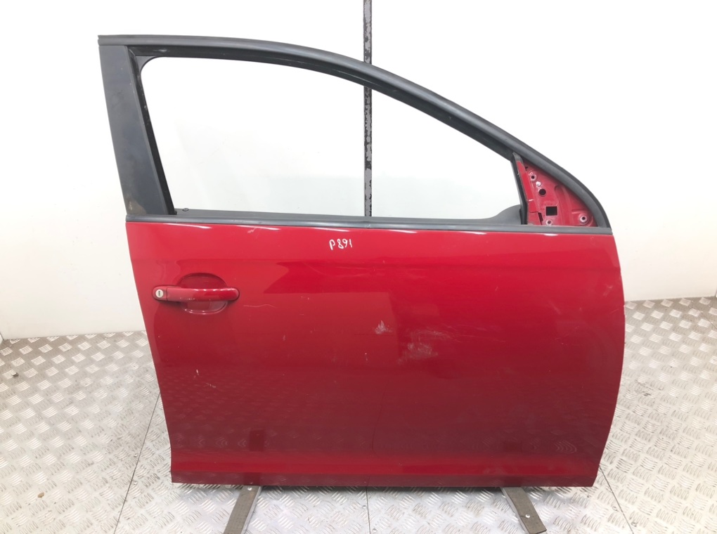 Дверь передняя правая для Volkswagen Jetta, 2007 г. 1.6 i бензин б/у