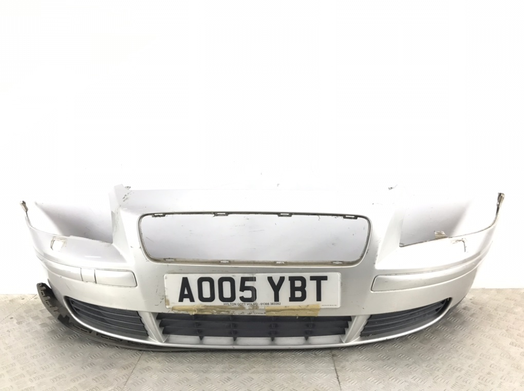 Бампер передний для Volvo S40, 2005 г. 1.6 i бензин б/у