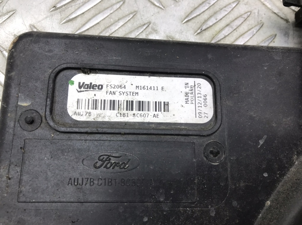 Вентилятор радиатора для Ford Fiesta, 2014 г. 1.0 Ti бензин б/у — фото 5