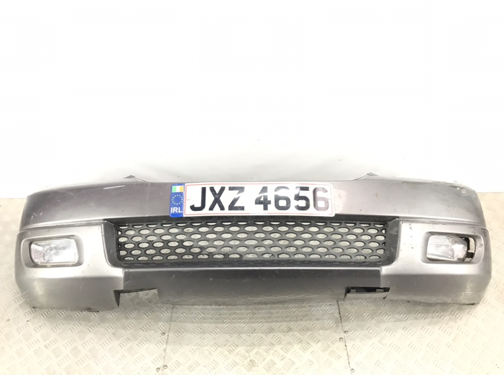 Бампер передний для Hyundai Terracan, 2006 г. 2.9 CRDi дизель б/у