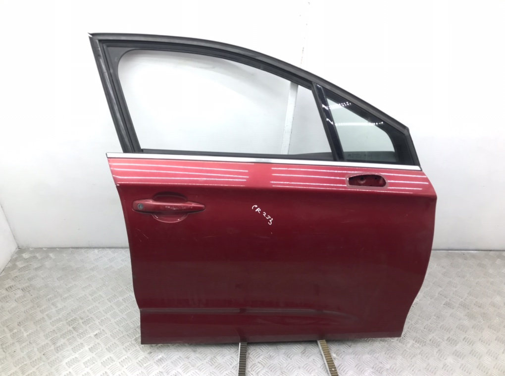 Дверь передняя правая для Citroen C4, 2011 г. 1.6 HDi дизель б/у