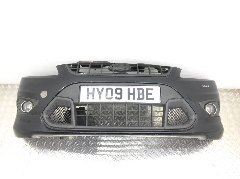 Бампер передний для Ford Focus, 2009 г. 1.8 i бензин б/у