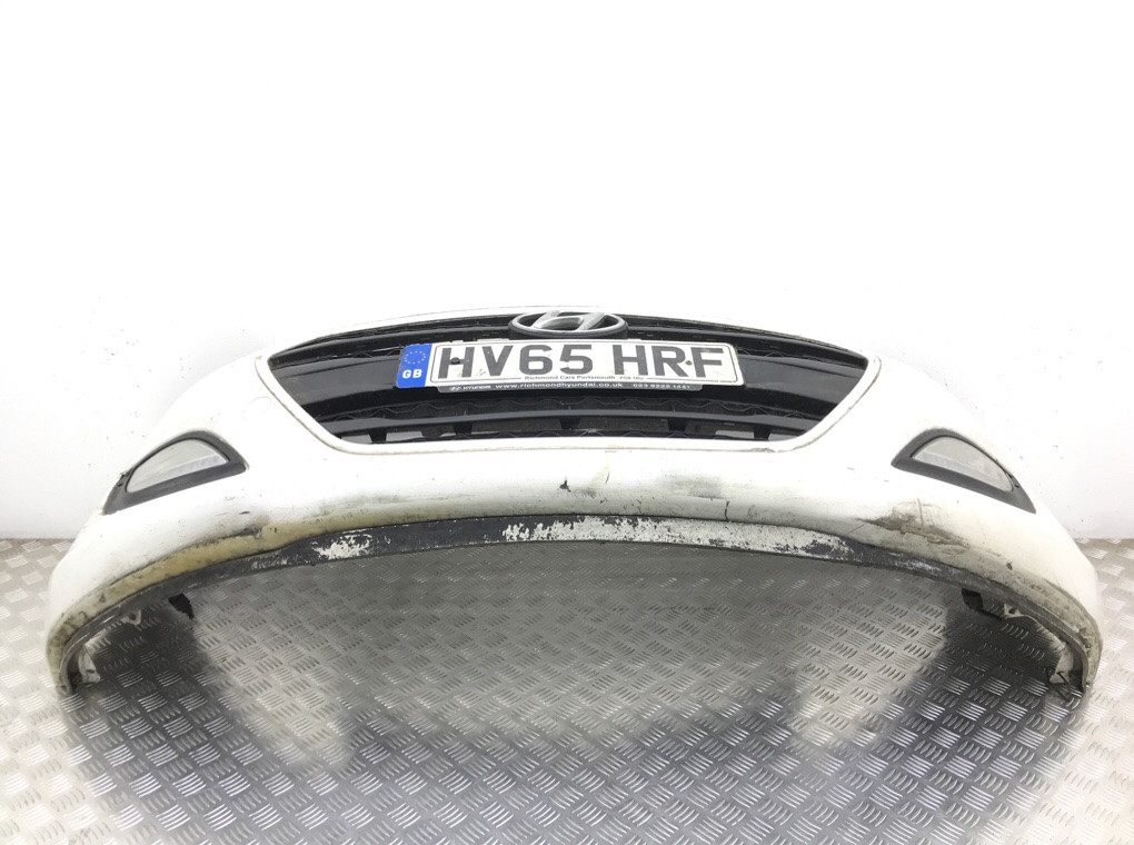 Бампер передний для Hyundai i30, 2015 г. 1.6 CRDi дизель б/у — фото 2