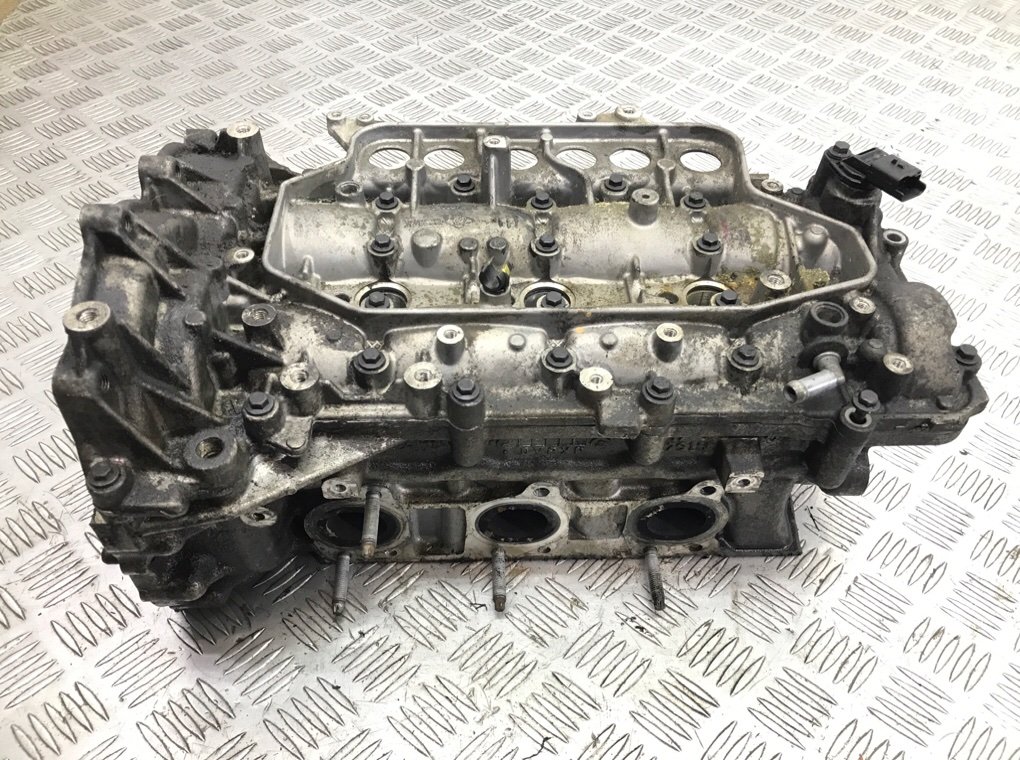Головка блока цилиндров для Nissan Navara, 2014 г. 3.0 DCi дизель б/у