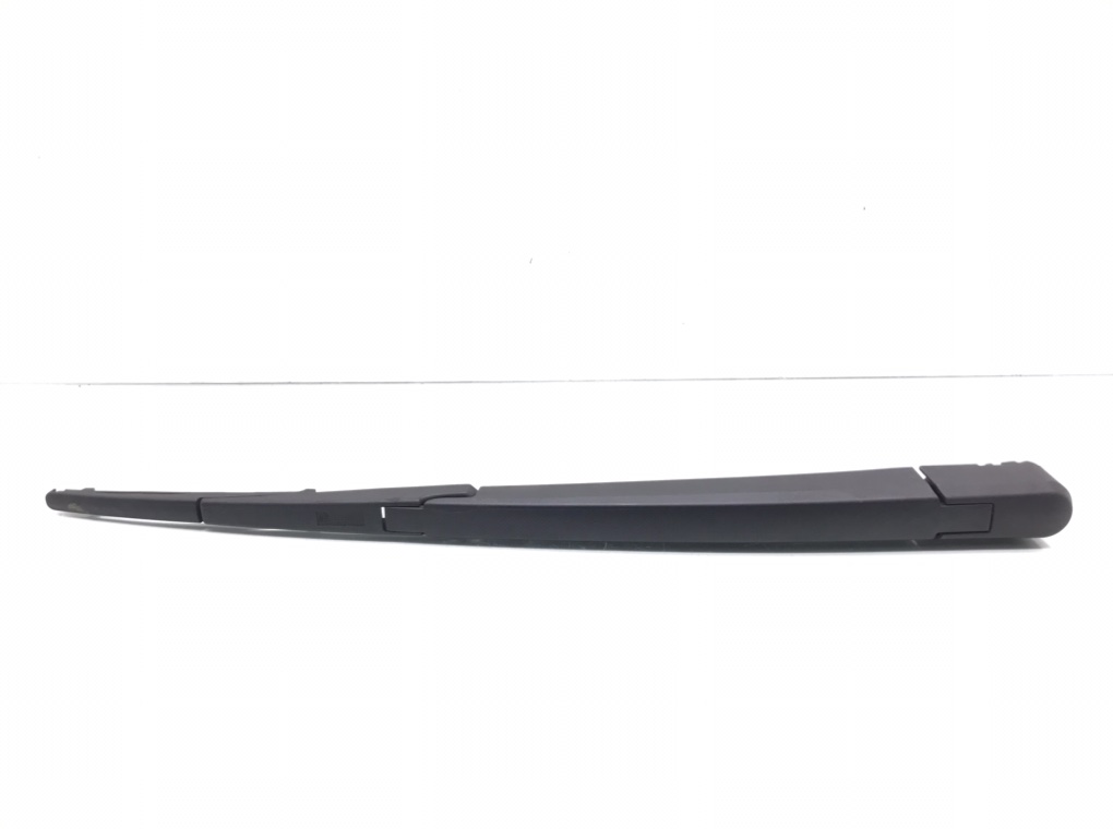 Щеткодержатель (поводок стеклоочистителя, дворник) для Opel Zafira, 2013 г. 2.0 CDTi дизель б/у