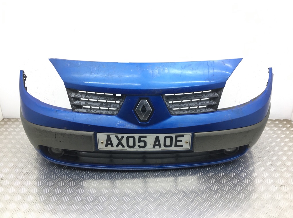 Бампер передний для Renault Grand Scenic, 2005 г. 1.6 i бензин б/у