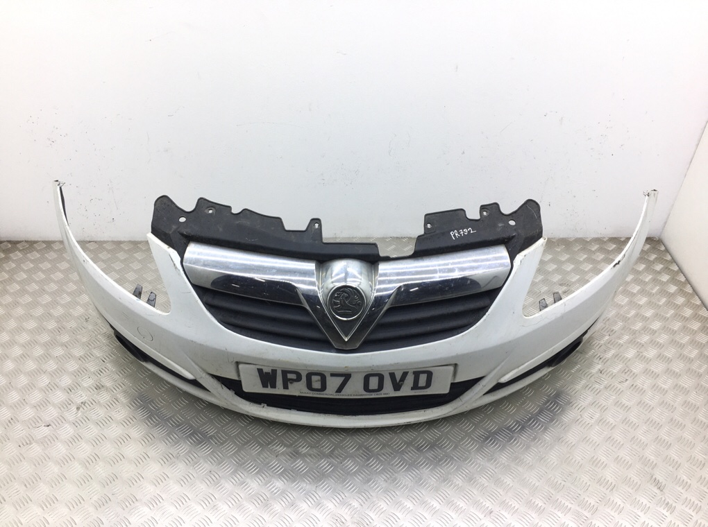 Бампер передний для Opel Corsa, 2007 г. 1.3 CDTi дизель б/у — фото 2