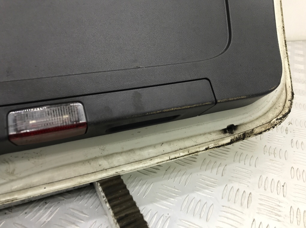 Крышка багажника для Mercedes A W169, 2011 г. 1.5 i бензин б/у — фото 5