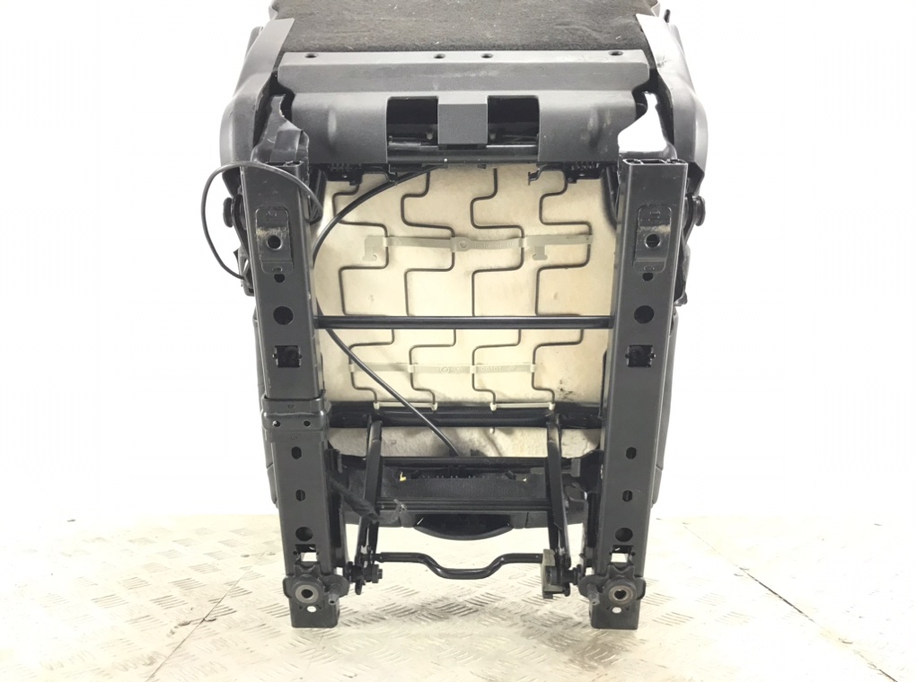Салон (комплект сидений) для Citroen C4 Picasso, 2009 г. 2.0 HDi дизель б/у — фото 29