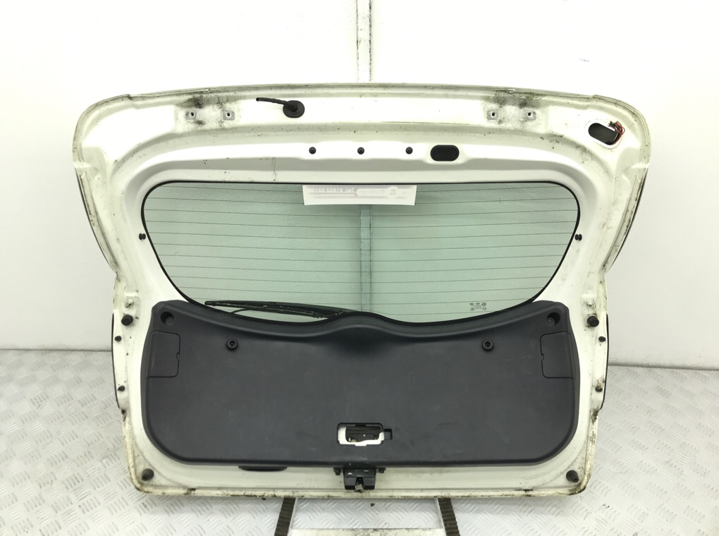 Крышка багажника для Kia Rio, 2012 г. 1.1 CRDi дизель б/у — фото 3