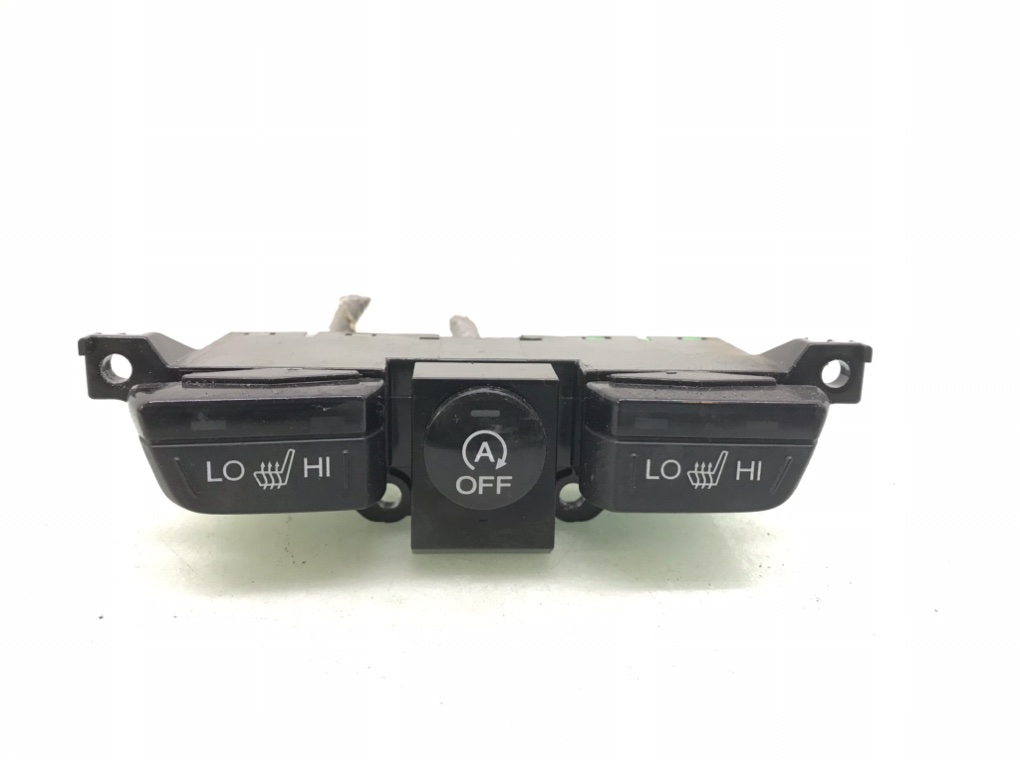Кнопка подогрева сидений для Honda Civic, 2012 г. 2.2 TDi дизель б/у