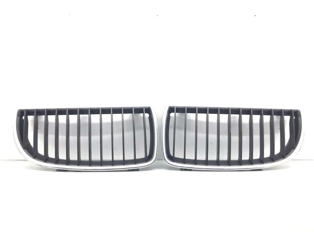 Решетка радиатора для BMW 3 E90/E91/E92/E93, 2007 г. 2.0 TD дизель б/у