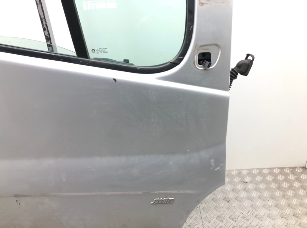Дверь передняя правая для Opel Vivaro, 2011 г. 2.5 DCI дизель б/у — фото 6