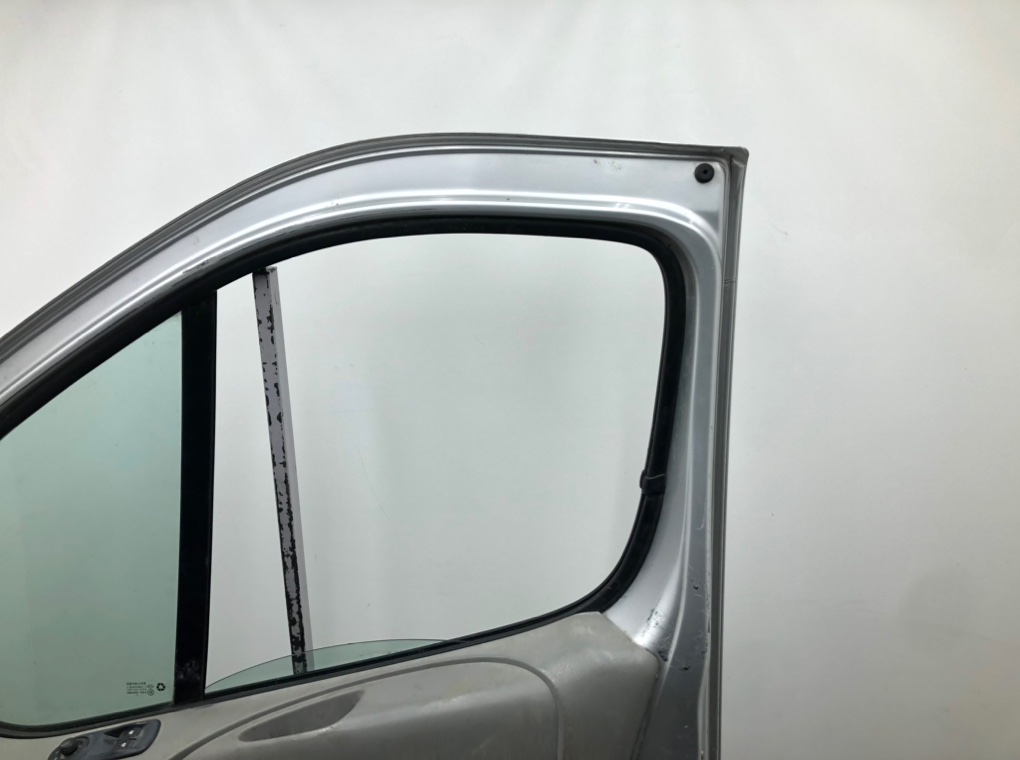 Дверь передняя правая для Opel Vivaro, 2011 г. 2.5 DCI дизель б/у — фото 8